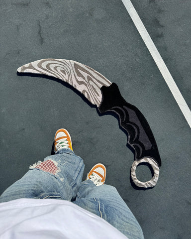 KARAMBIT RUG (DAMASCUS STEEL)