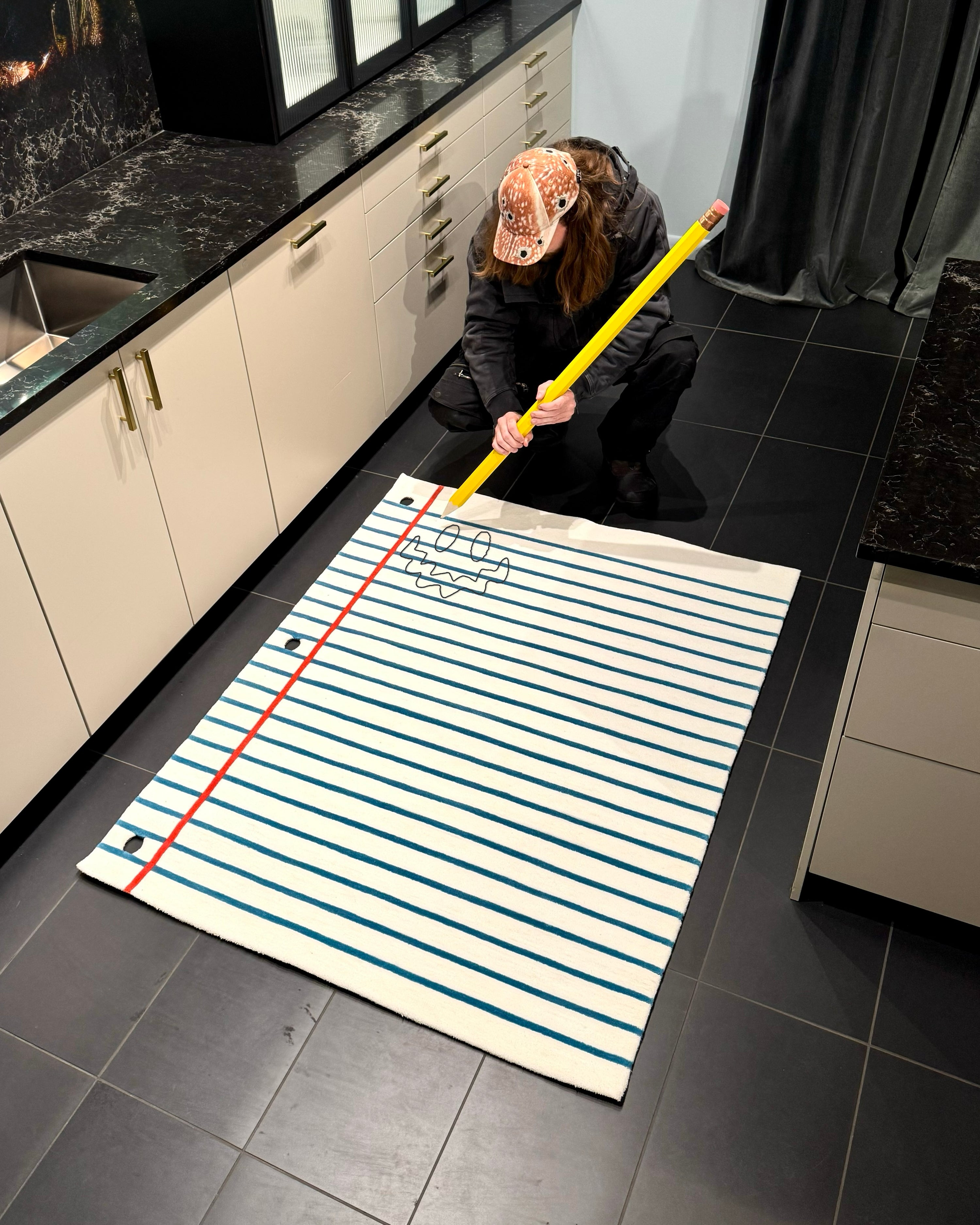 PAPER RUG + PENCIL