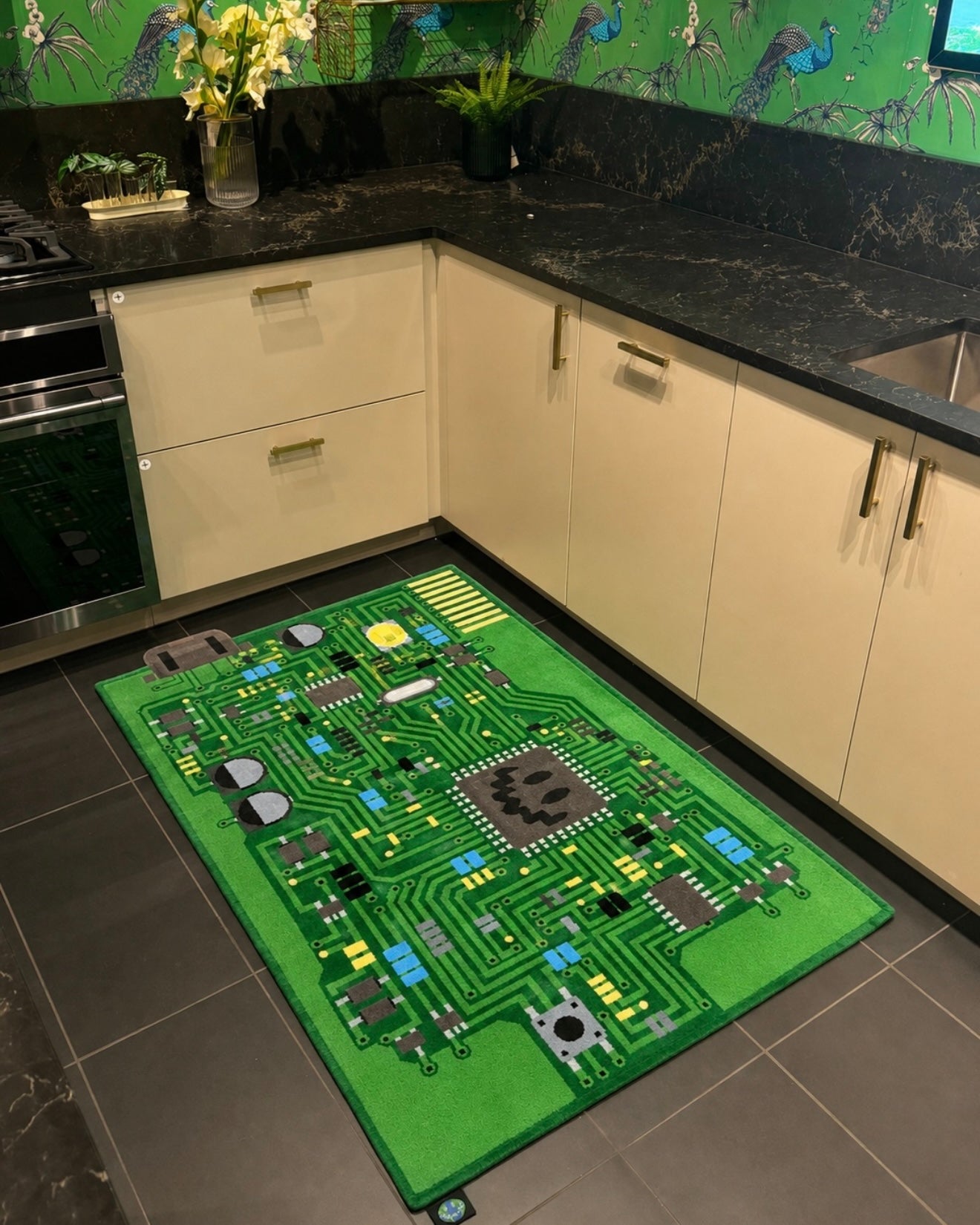 MOTHERBOARD RUG